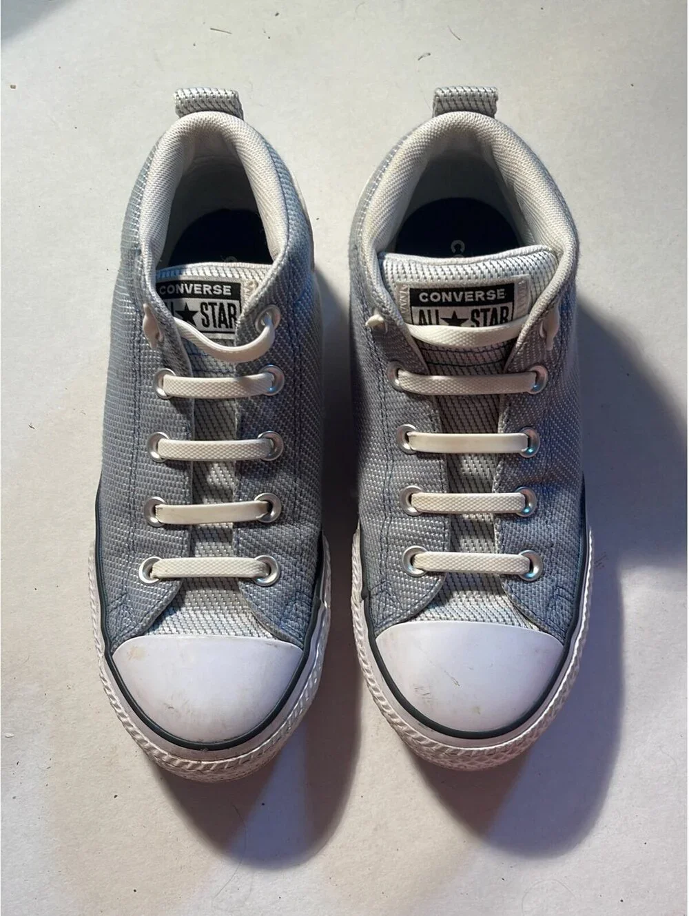 Converse hi top shoes size 3